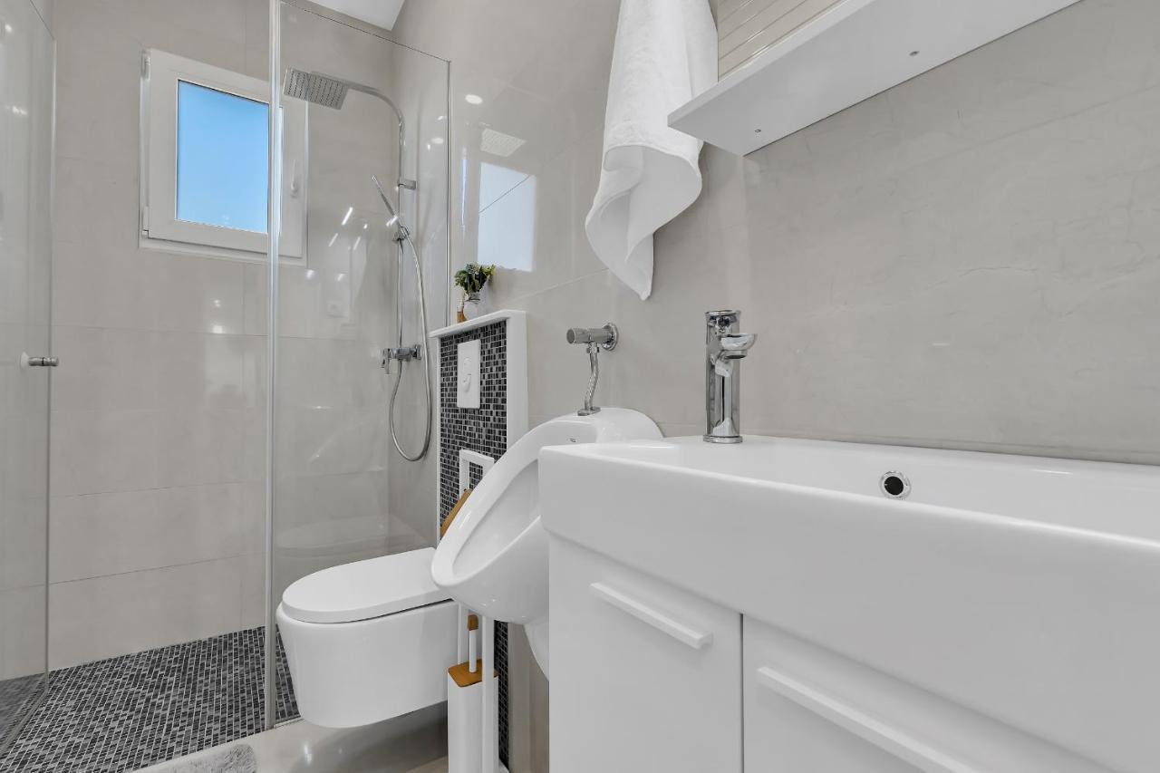 Apartment Apricus Makarska Buitenkant foto