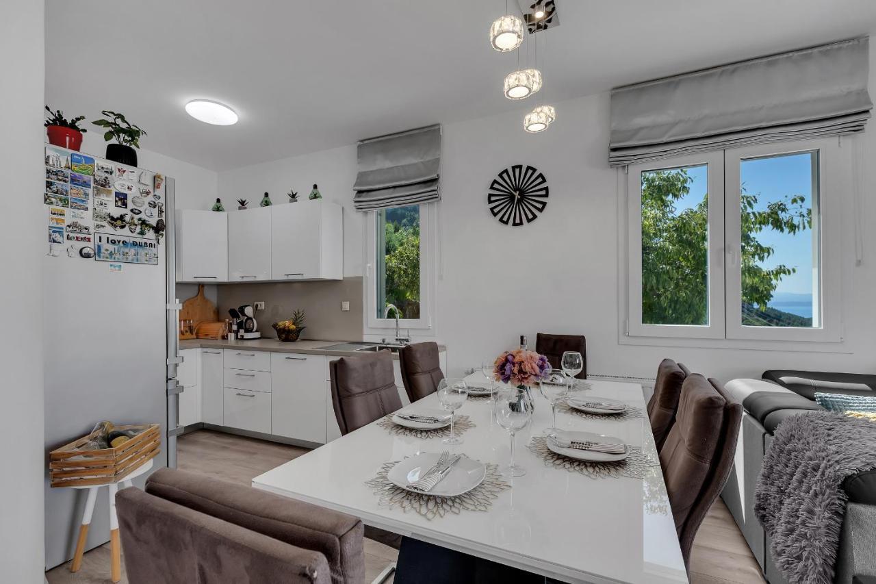 Apartment Apricus Makarska Buitenkant foto