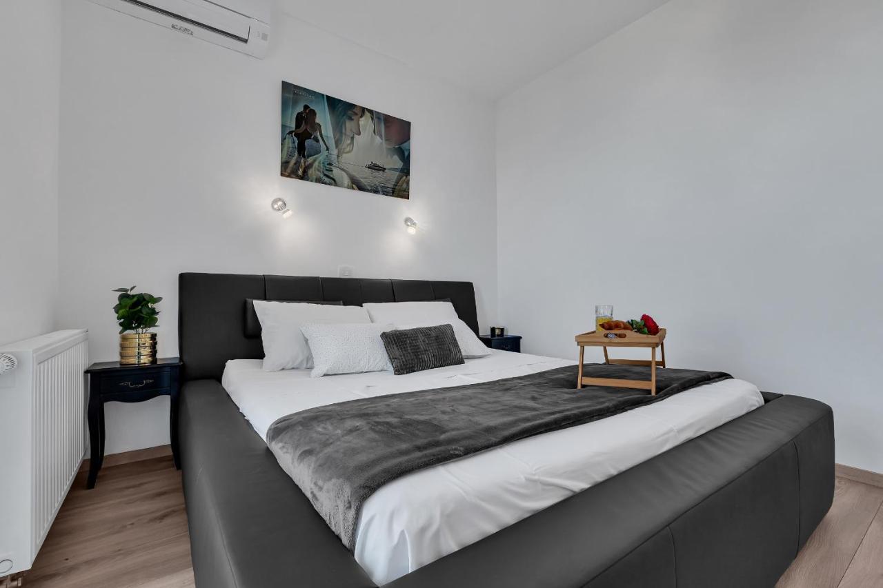 Apartment Apricus Makarska Buitenkant foto